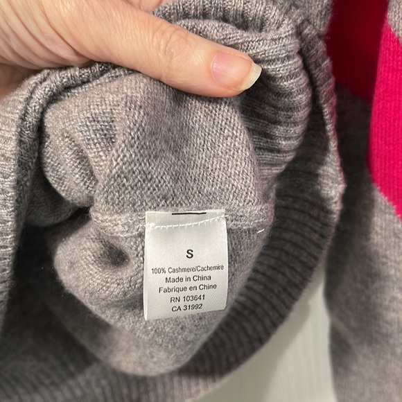 Cashmere sweater by Kier & J. Size Small. NWT. - Picture 6 of 8